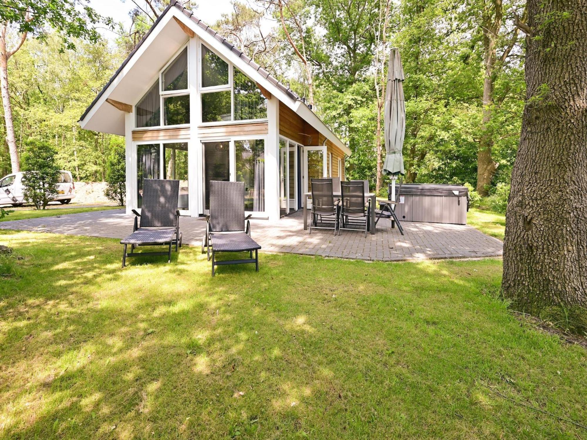 Chalet With Gorgeous View Of The Natural Surroundings Weerselo Esterno foto
